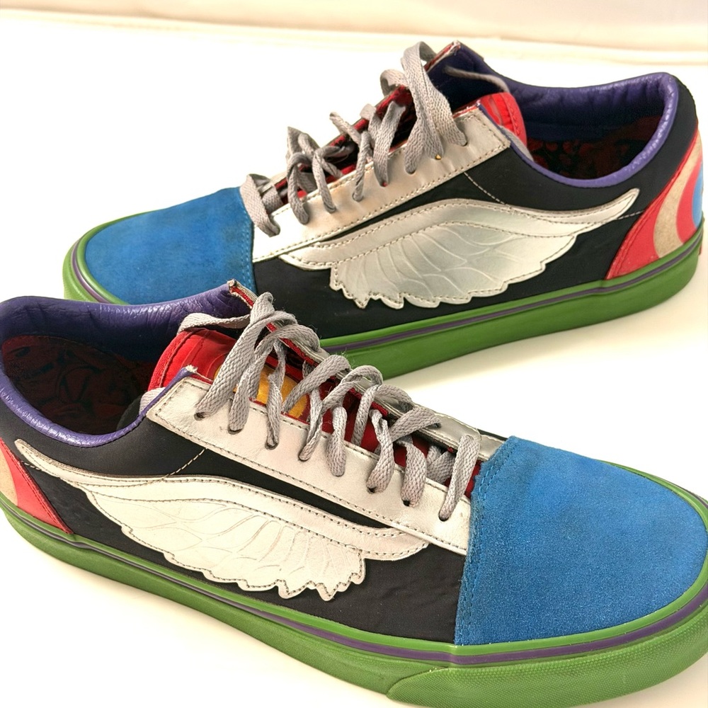 Vans X Marvel old skool size 11.5
